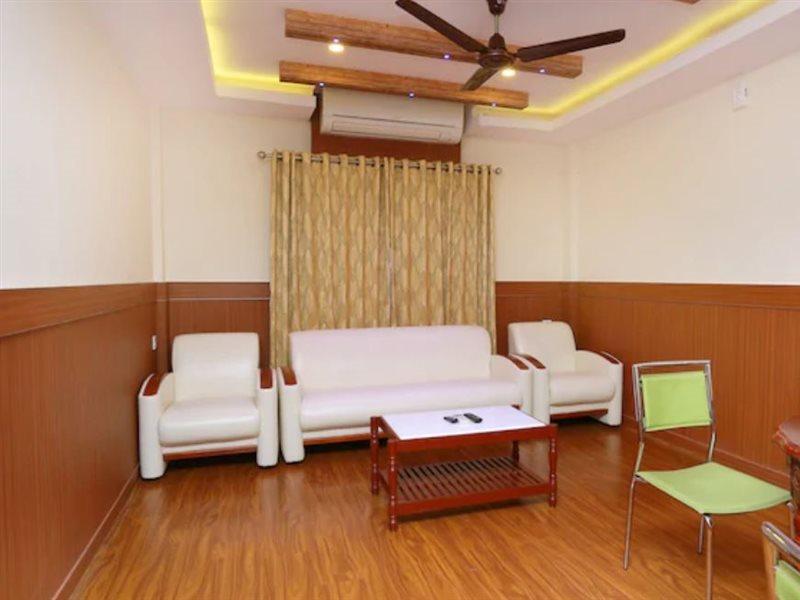 Capital O Kovilakam Residency Thrissur Exterior foto
